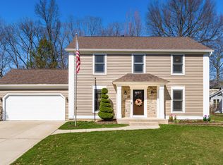 698 Whirlaway Ct, Columbus, OH