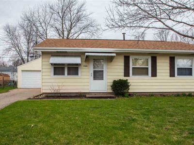 7302 Pacific St, Davenport, IA, 52806