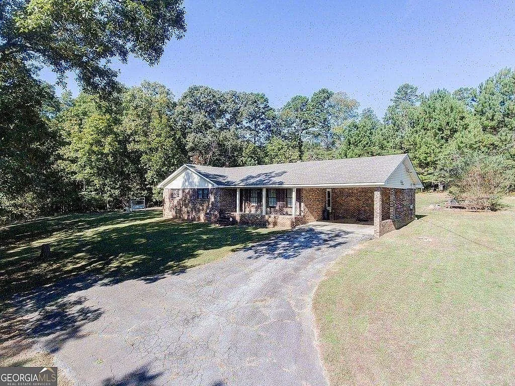 3428 Horseleg Creek Rd SW photo 1