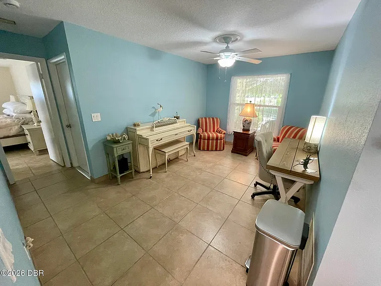 208 Hillsboro St — Photo 18