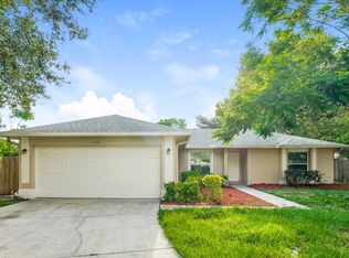 11747 Crescent Pines Blvd, Clermont, FL 34711