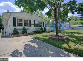 8412 Stow Rd, Pennsauken, NJ 08110