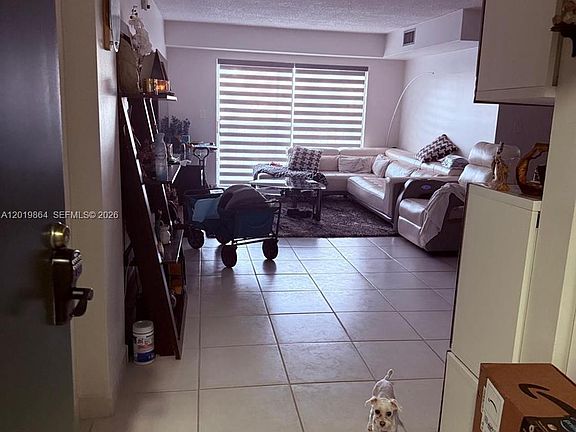 3rd image of 1250 NE 125th St APT 317A