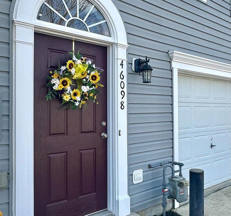 1st image of 46098 W Westbury Blvd