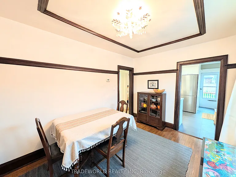 7 Costain Ave — Photo 11