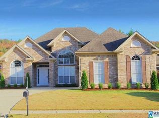 617 Forest Lakes Dr, Sterrett, AL 35147