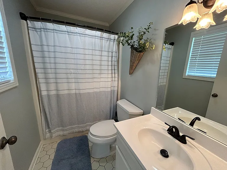 1393 W Main St — Photo 14