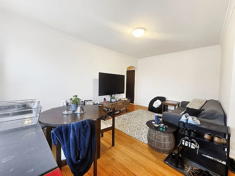 2722 W Farragut Ave #S3 — Photo 4