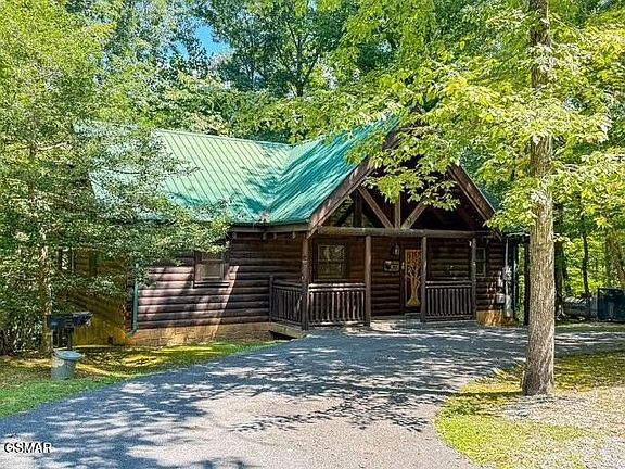4th image of 909 Ridgefield Dr