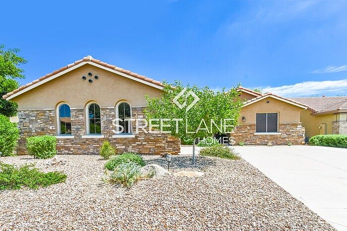 1st image of 2939 W Haley Dr