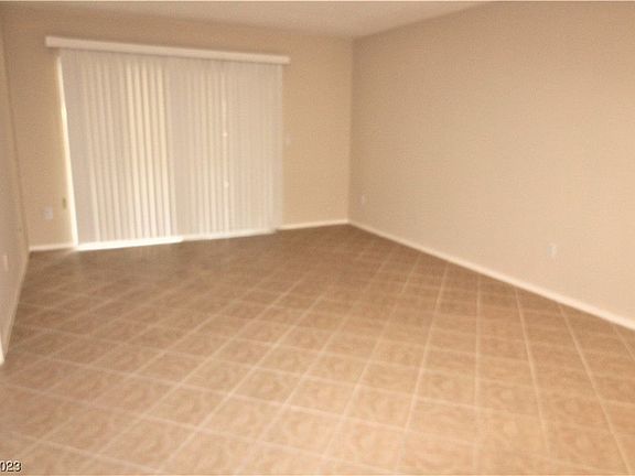 4th image of 1909 Villa Palms Ct Unit 104