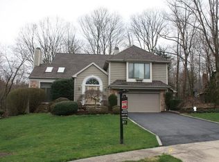 12 Anne Marie Ln, Ewing, NJ 08560