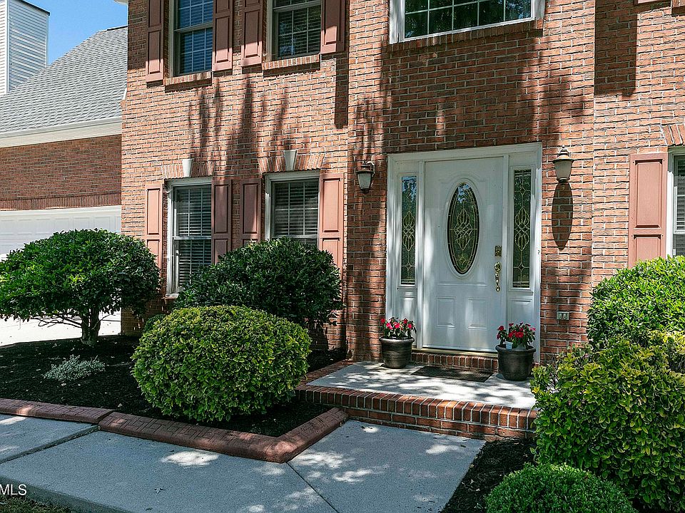1st image of 1860 Cedardale Ln