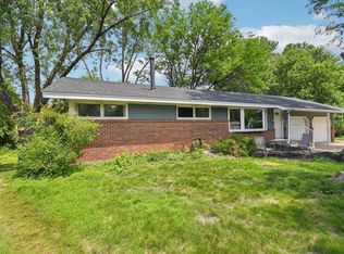 991 Patton Rd, New Brighton, MN 55112
