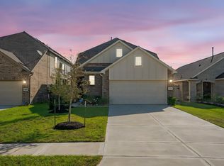 17214 Broadleaf Oak Dr, Hockley, TX 77447