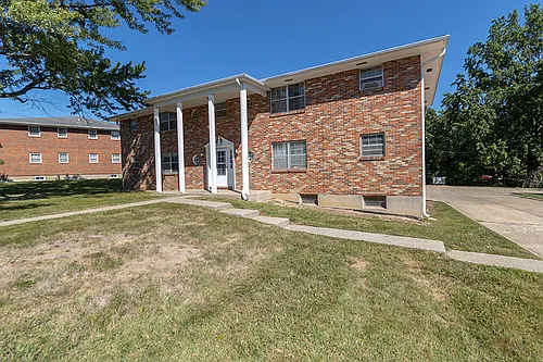 2705 Rollins Rd Photo 1