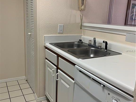 5th image of 4117 Oak Canopy Ct #1101