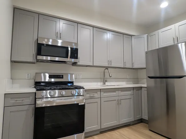 14411 Vanowen St, Van Nuys, CA