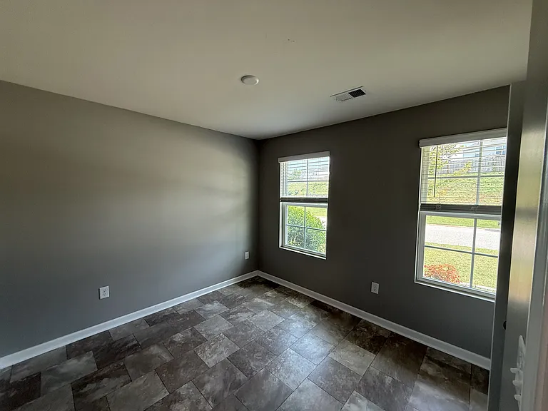 141 Butler Knoll Ct — Photo 5