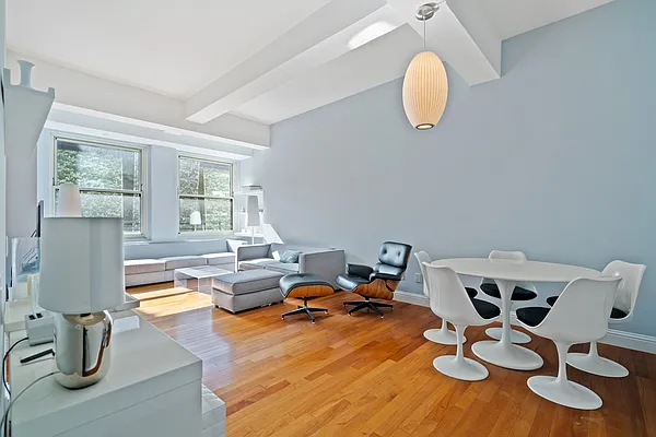Rented by Nest Seekers International | media 2