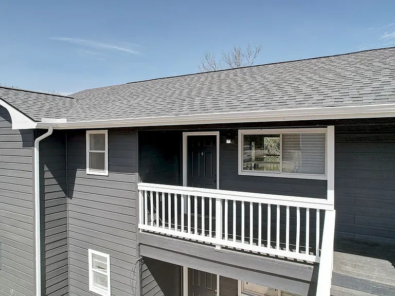 450 Shady Bluff Dr #3 — Photo 13