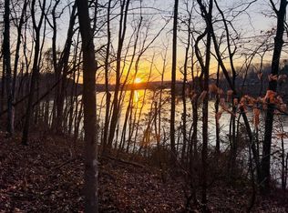 0 Island Pointe Dr LOT 1, Gretna, VA 24557