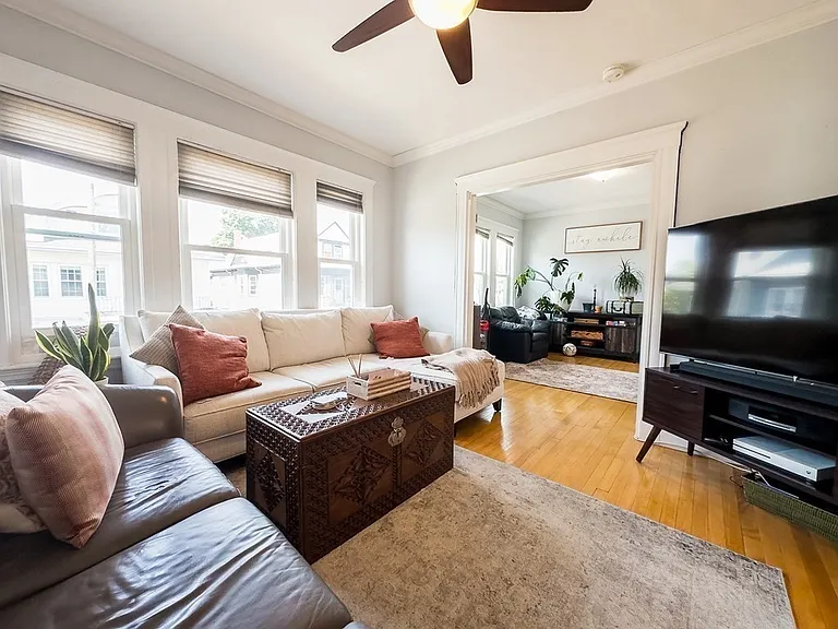 7 Bradford Ave #7 — Photo 1