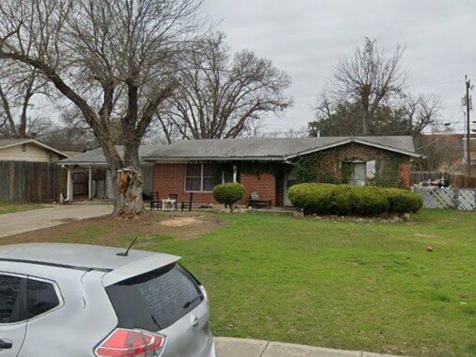 1st image of 403 Dawnridge Dr