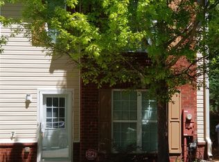 5824 Union Walk Dr, Union City, GA 30291