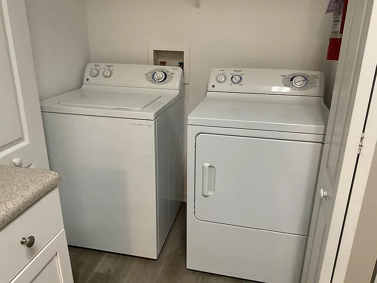 8813 Villa View Cir #204-8813VVC204 — Photo 16