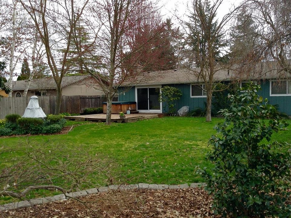 2nd image of 708 W 1st St