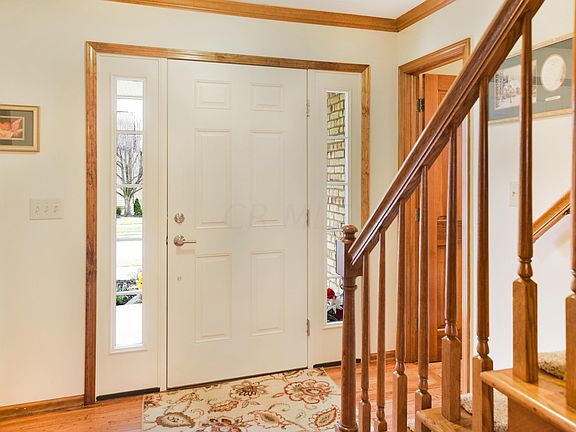 3rd image of 554 Brightstone Dr