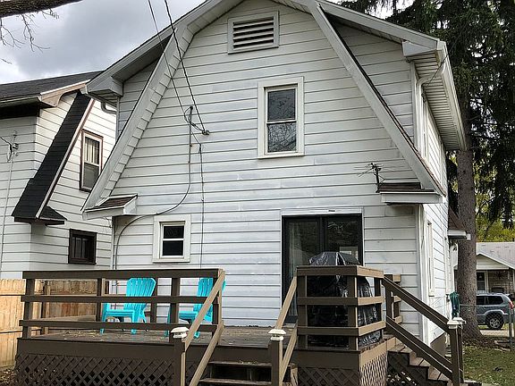5th image of 2105 Moreland Ave
