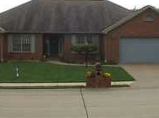 8177 Amhurst Dr, Newburgh, IN 47630