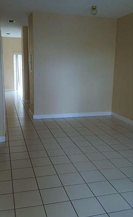 2nd image of 1568 SE 26th St Unit 105