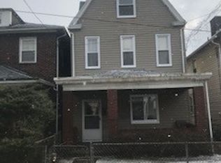 116 10th St APT 3, Turtle Creek, PA 15145