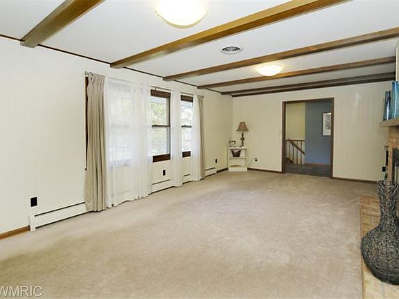 4th image of 530 Circlewood Dr N