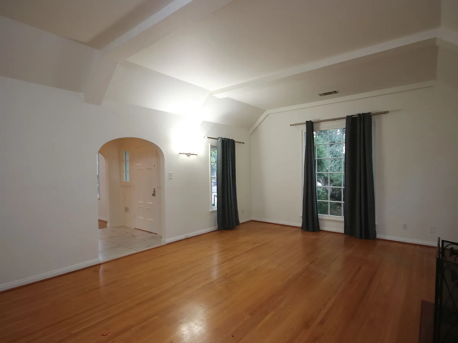 2 bed, 1535 sqft, $3,750 — Photo 3