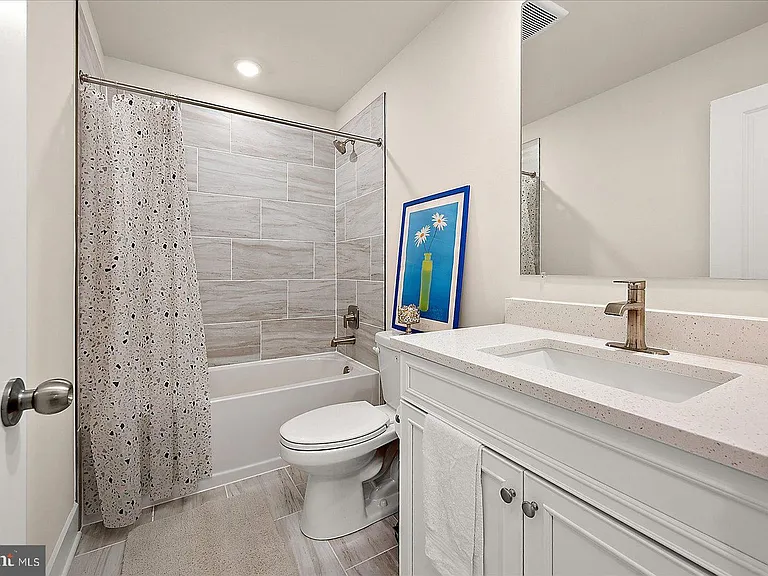 34207 Graham Cir — Photo 8