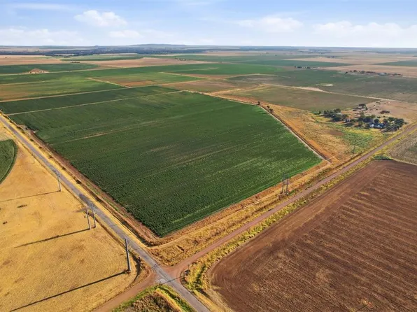 County Road Ew #172, Tipton, OK 73570