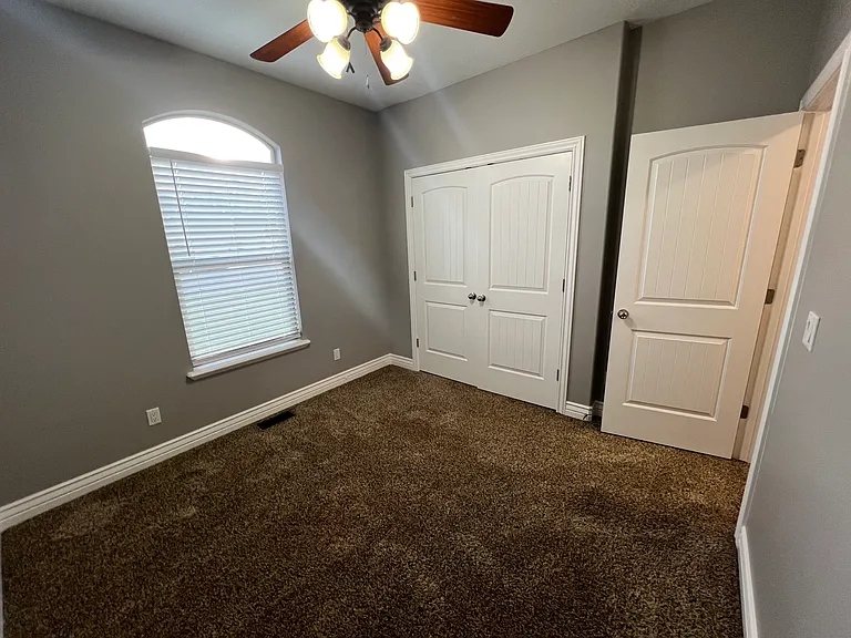 2254 N 1560 W — Photo 24