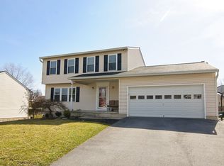 8469 Roberts Rd, Ellicott City, MD 21043