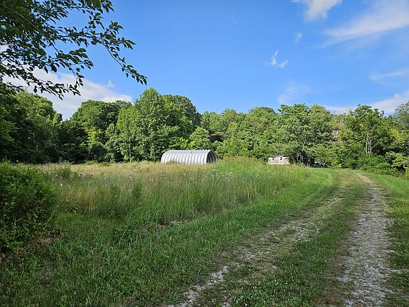 5th image of 3817 N State Highway 501