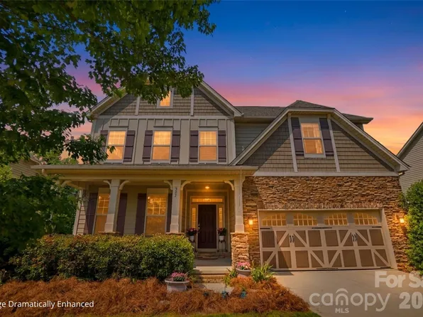 522 Iron Horse Ln, Midland, NC 28107