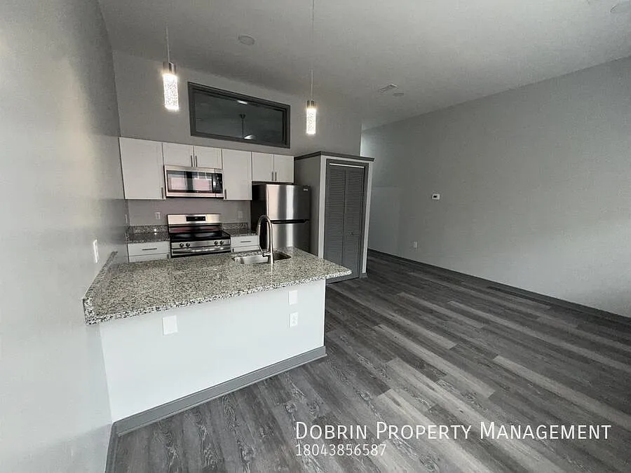 2317 W Main St #2