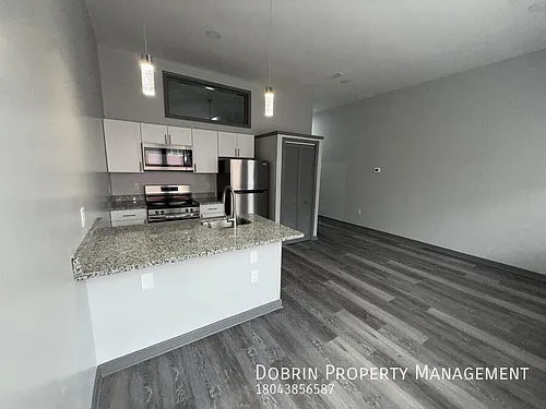 2317 W Main St #2 Photo 1