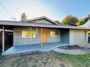 561 Hall St, Woodburn, OR