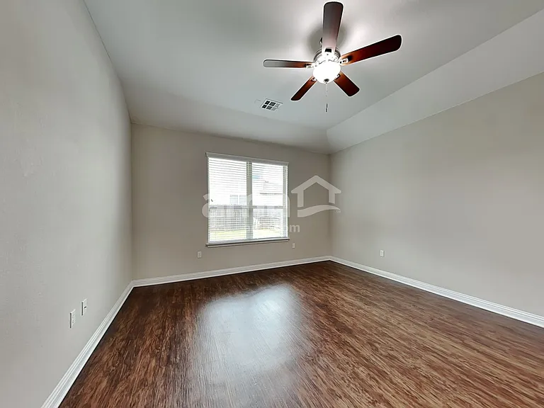 6101 Gerard Dr — Photo 11