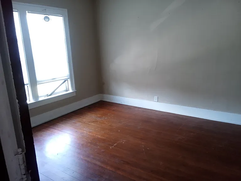 137 S 14th St #2 — Photo 2