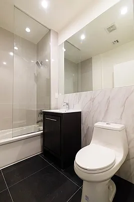 Rented by Uptown Flats LLC | media 64